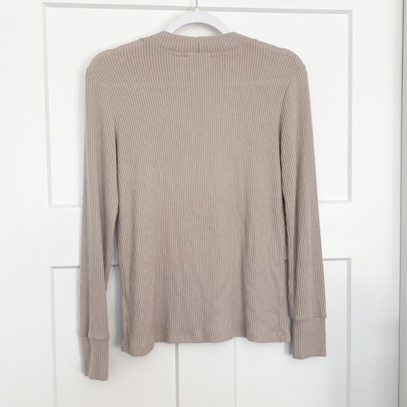 LNA Bardot Ribbed Long Sleeve Tee Choker Keyhole Cutout Neck Oat Beige Sz Small - Picture 9 of 11